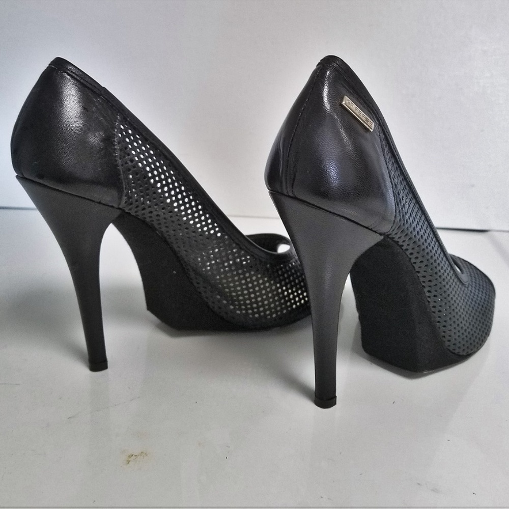 New Black GF Ferre peep-toe pumps Size US 8/IT 40